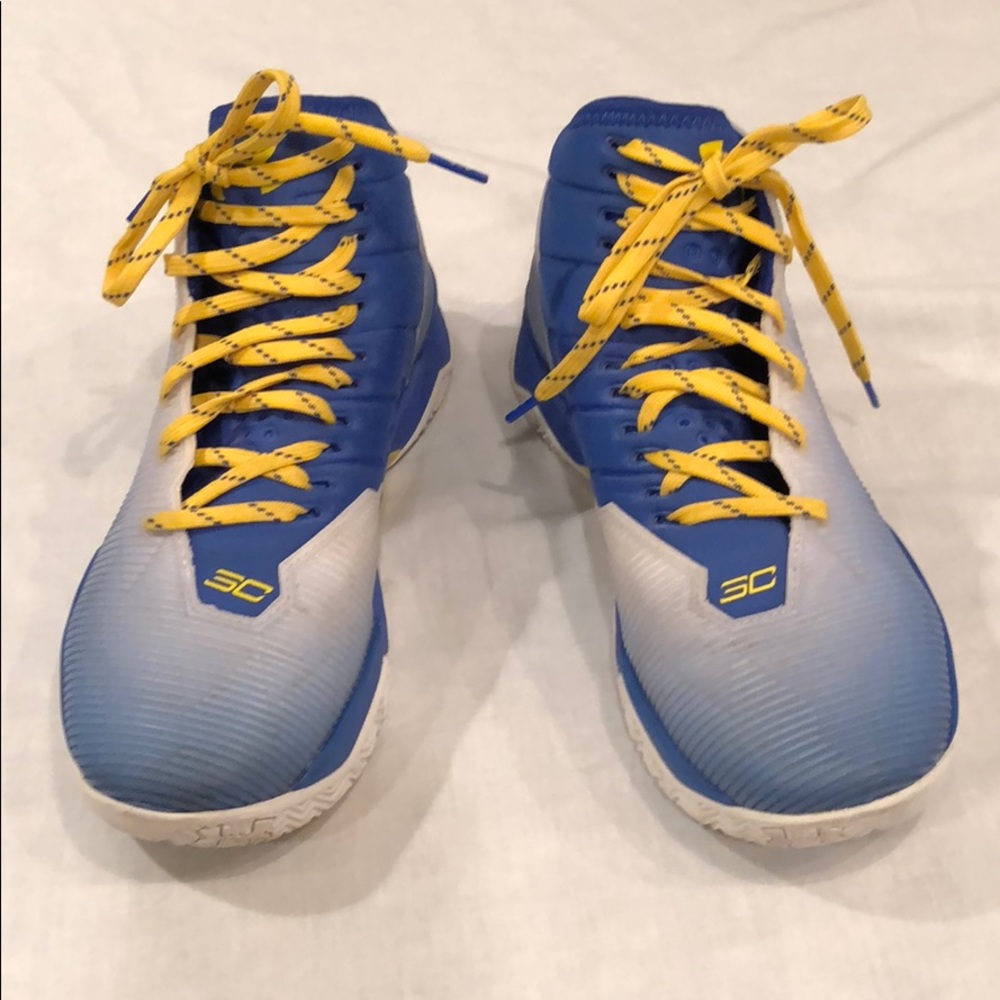 Under Armour SC Men’s 7.5 sneakers